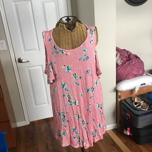 Cold shoulder floral tunic